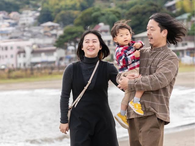 高須賀哲と妻と子供